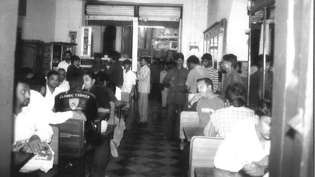 Famous Irani cafes