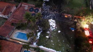 Plane Crash, Murders All 61