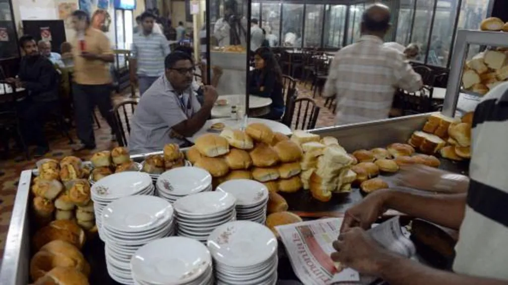 Famous Irani cafes
